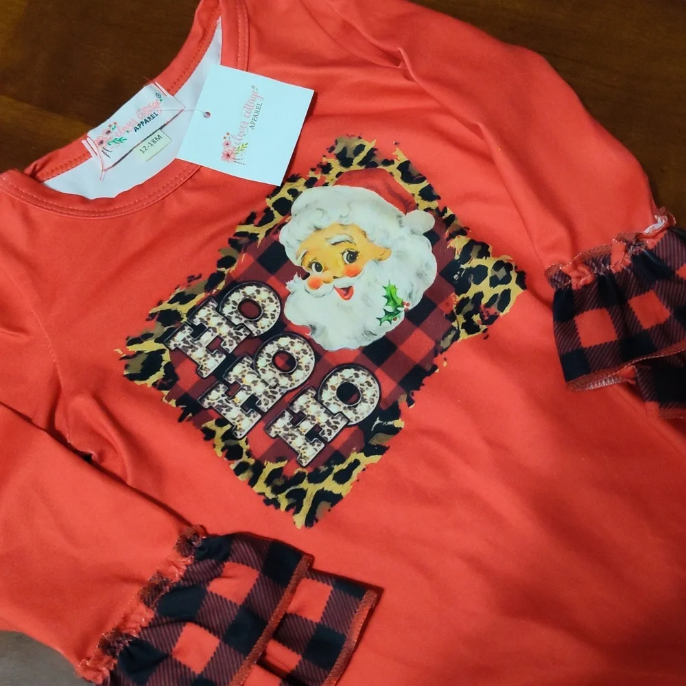 Christmas Santa romper 12-18m nwt clover cottage brand - Picture 2 of 3